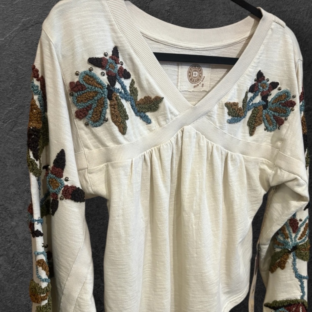 Double D Ranch heavily embroidered beaded Rimfire Top NWT - Picture 14 of 16
